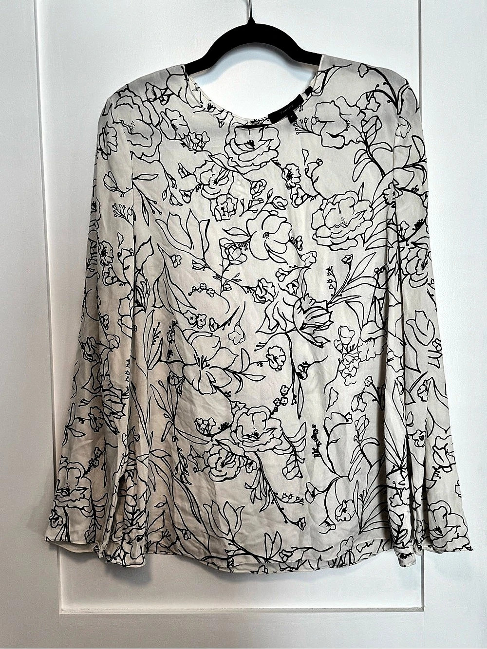 Theory Floral Long Sleeve Blouse in White & Black Size XL